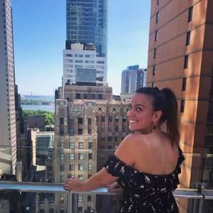 Meet your Posher, Marisa